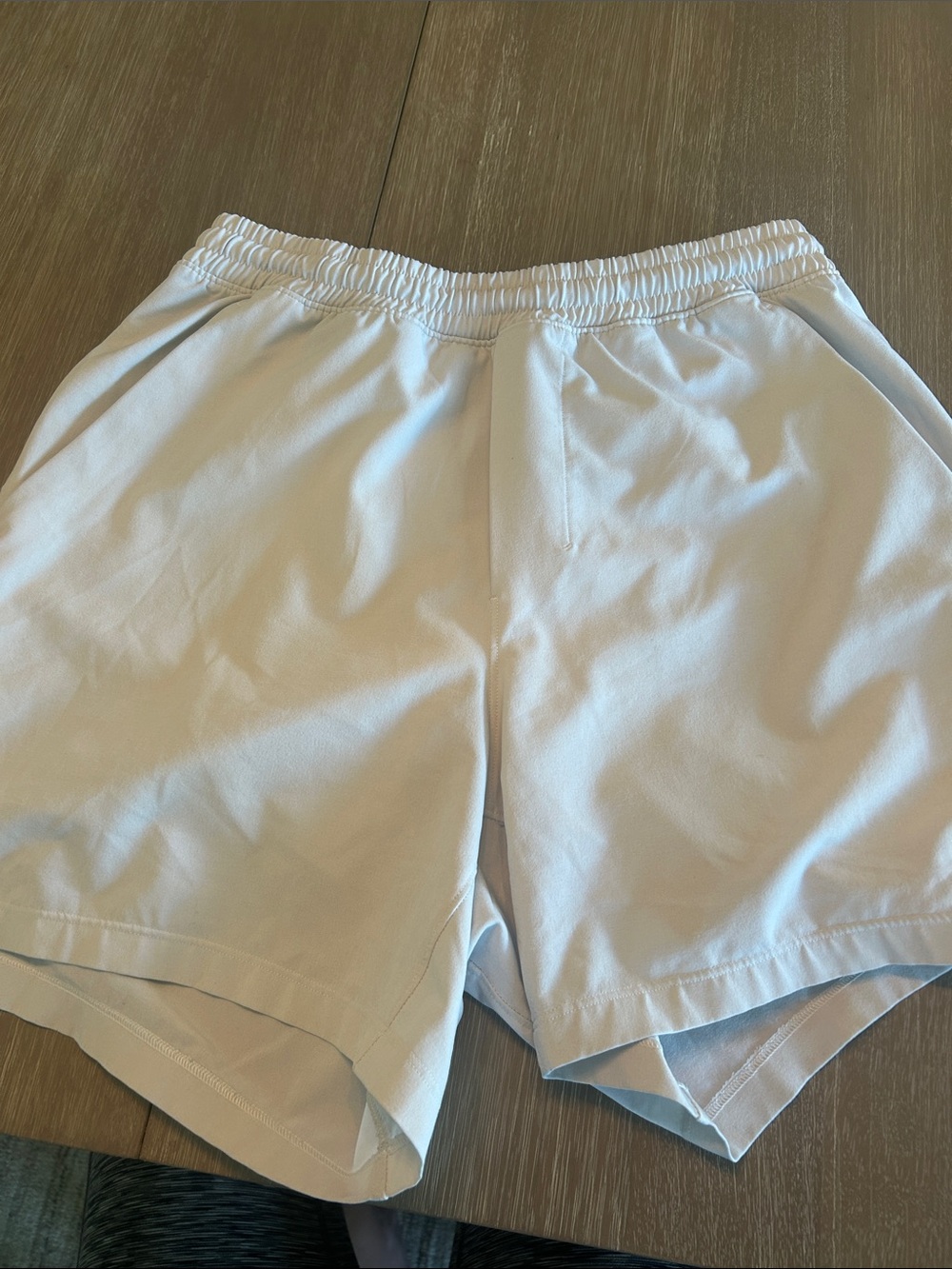 Light gray Lululemon pace breakers‎ Athletic Shorts 5 in inseam